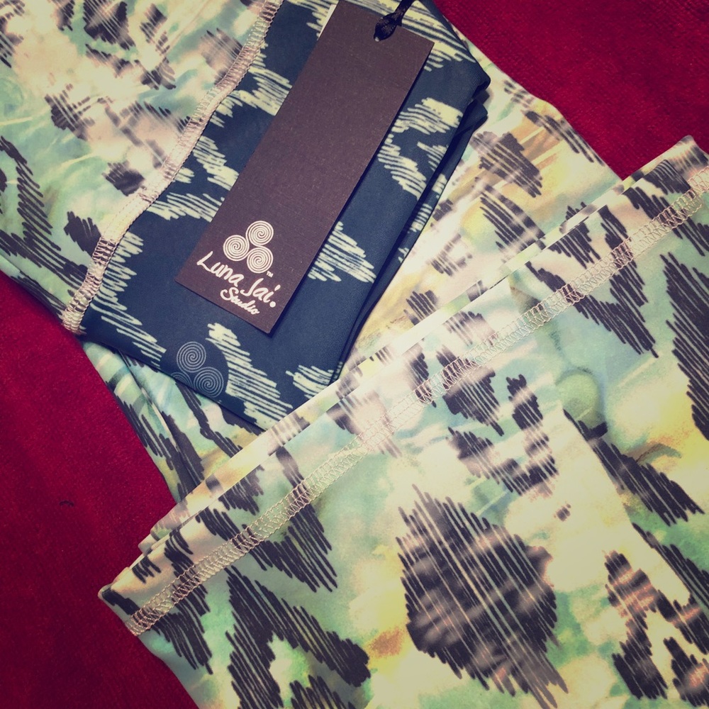 ‘Luna Jai’ Boot Cut Active Leggings